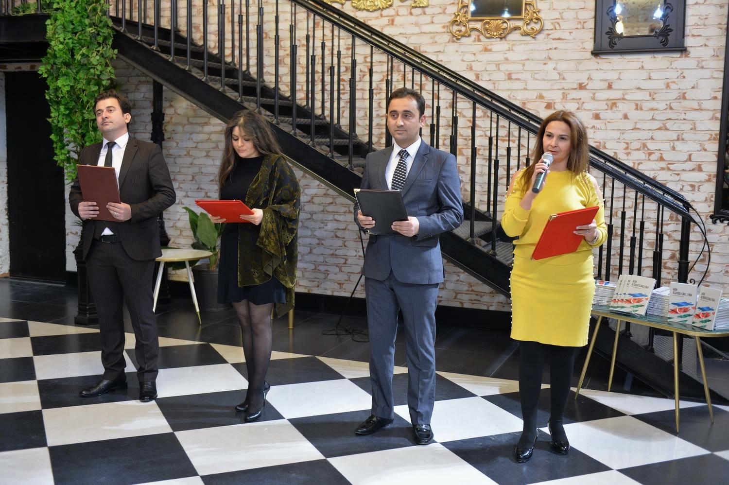 Я Азербайджанец! Джавид Шахбазбеков выразил любовь к Родине стихами, музыкой и постановкой (ФОТО)