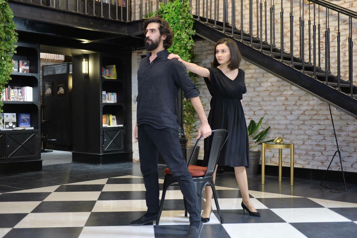 Я Азербайджанец! Джавид Шахбазбеков выразил любовь к Родине стихами, музыкой и постановкой (ФОТО)