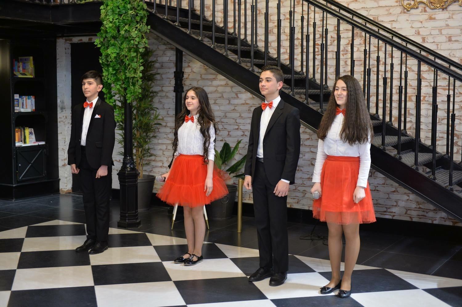 Я Азербайджанец! Джавид Шахбазбеков выразил любовь к Родине стихами, музыкой и постановкой (ФОТО)