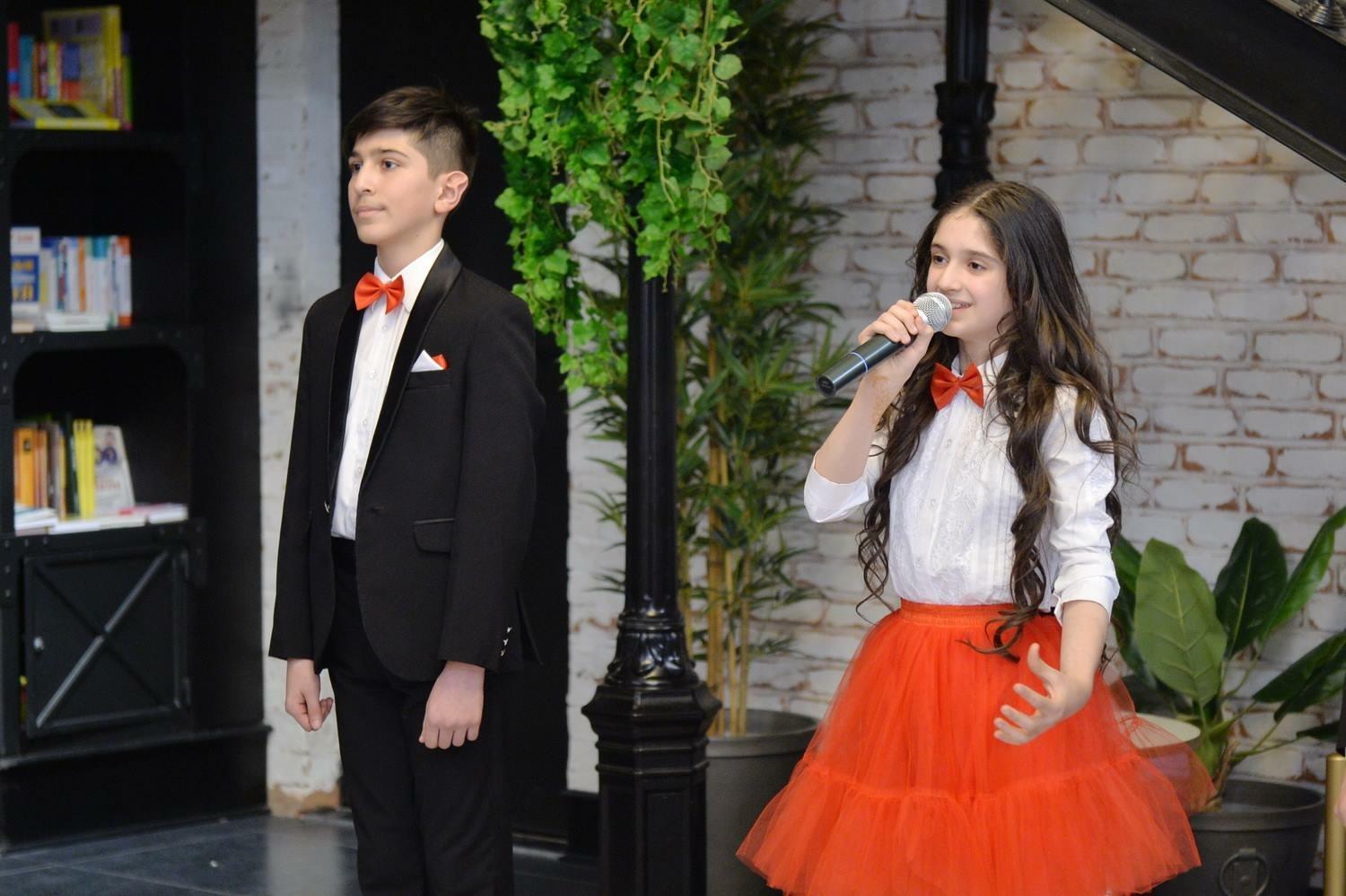 Я Азербайджанец! Джавид Шахбазбеков выразил любовь к Родине стихами, музыкой и постановкой (ФОТО)