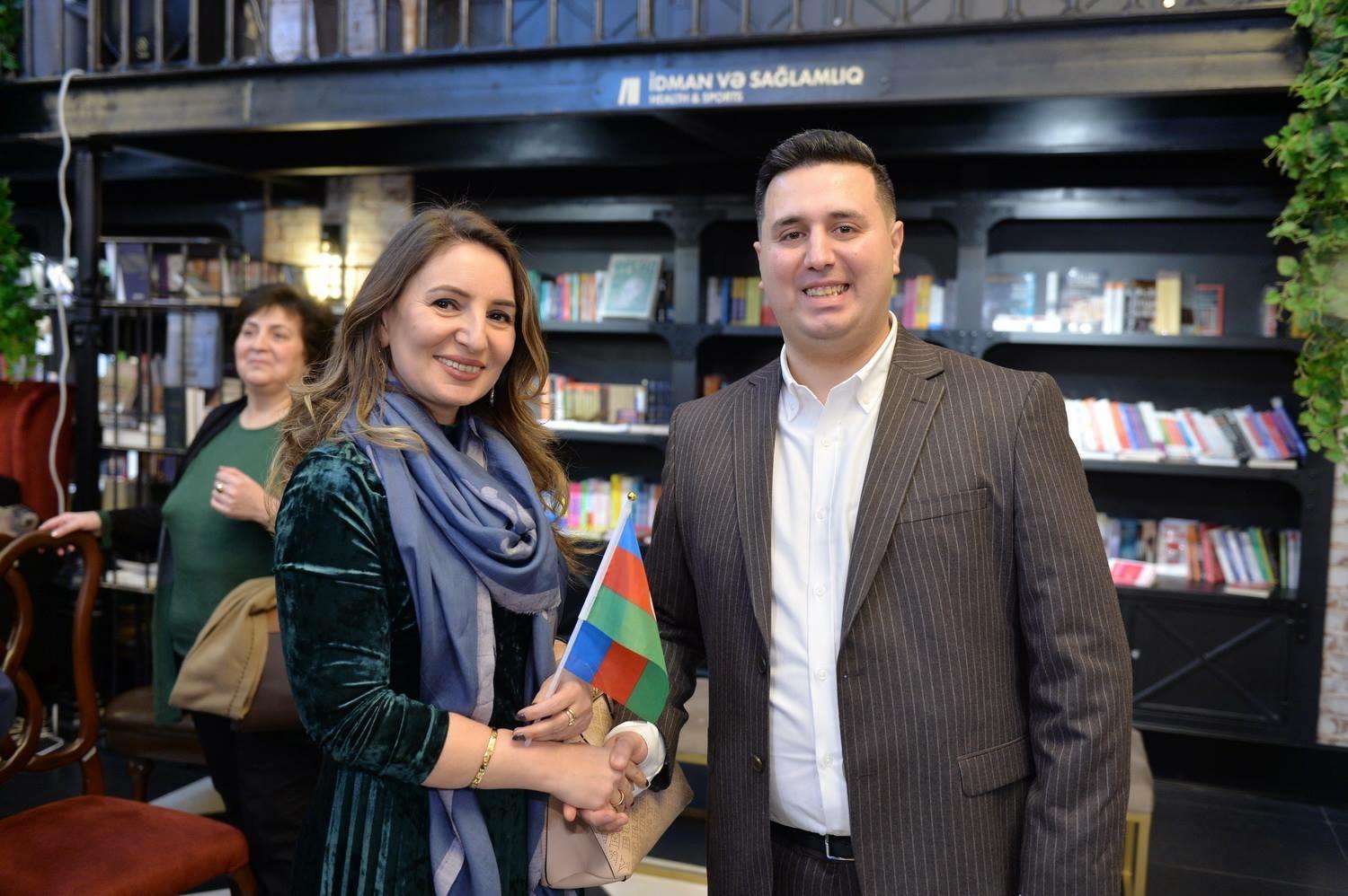 Я Азербайджанец! Джавид Шахбазбеков выразил любовь к Родине стихами, музыкой и постановкой (ФОТО)