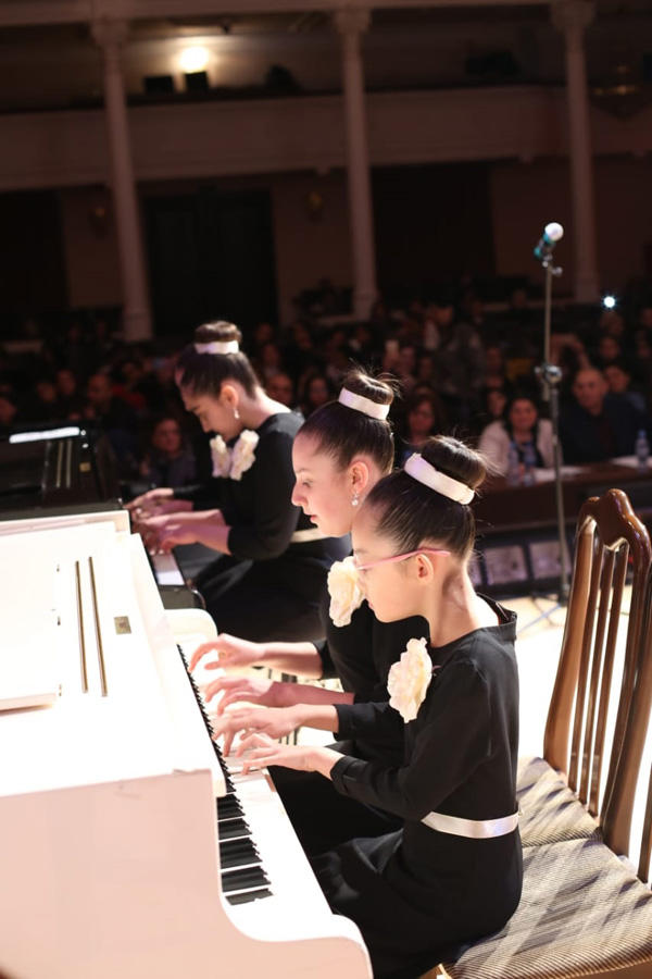 В Баку определены победители международного конкурса Ümid 2019 (ФОТО)