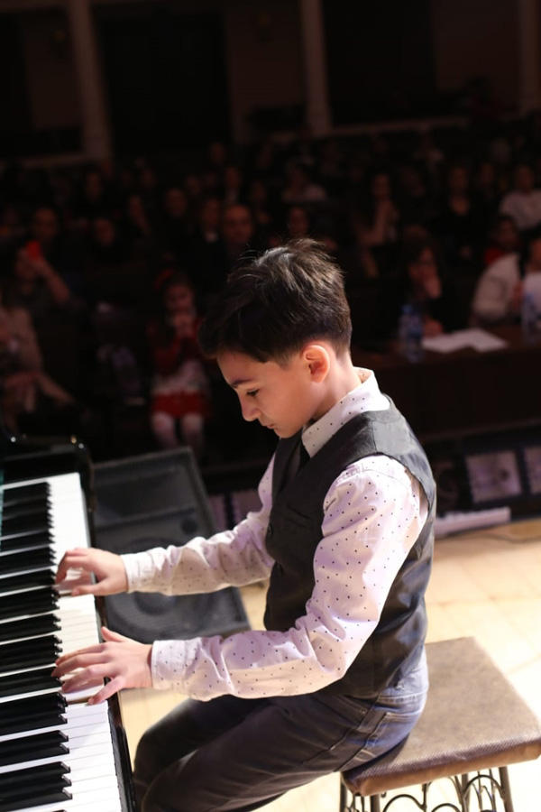 В Баку определены победители международного конкурса Ümid 2019 (ФОТО)