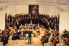 В Филармонии в Баку почтили память жертв трагедии 20 Января (ФОТО)