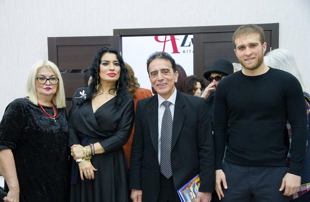 Азербайджанская писательница совершила сделку с совестью (ФОТО)