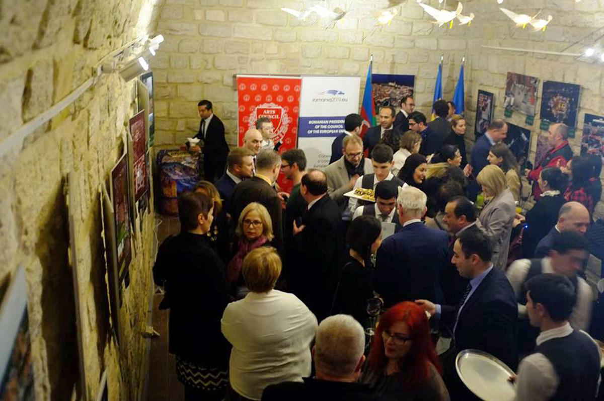 Баку посмотрел на города Европы с высоты птичьего полета (ФОТО)