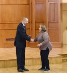 Президент Ильхам Алиев и Первая леди Мехрибан Алиева встретились с семьями шехидов (ФОТО)