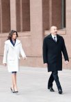 Президент Ильхам Алиев и Первая леди Мехрибан Алиева встретились с семьями шехидов (ФОТО)