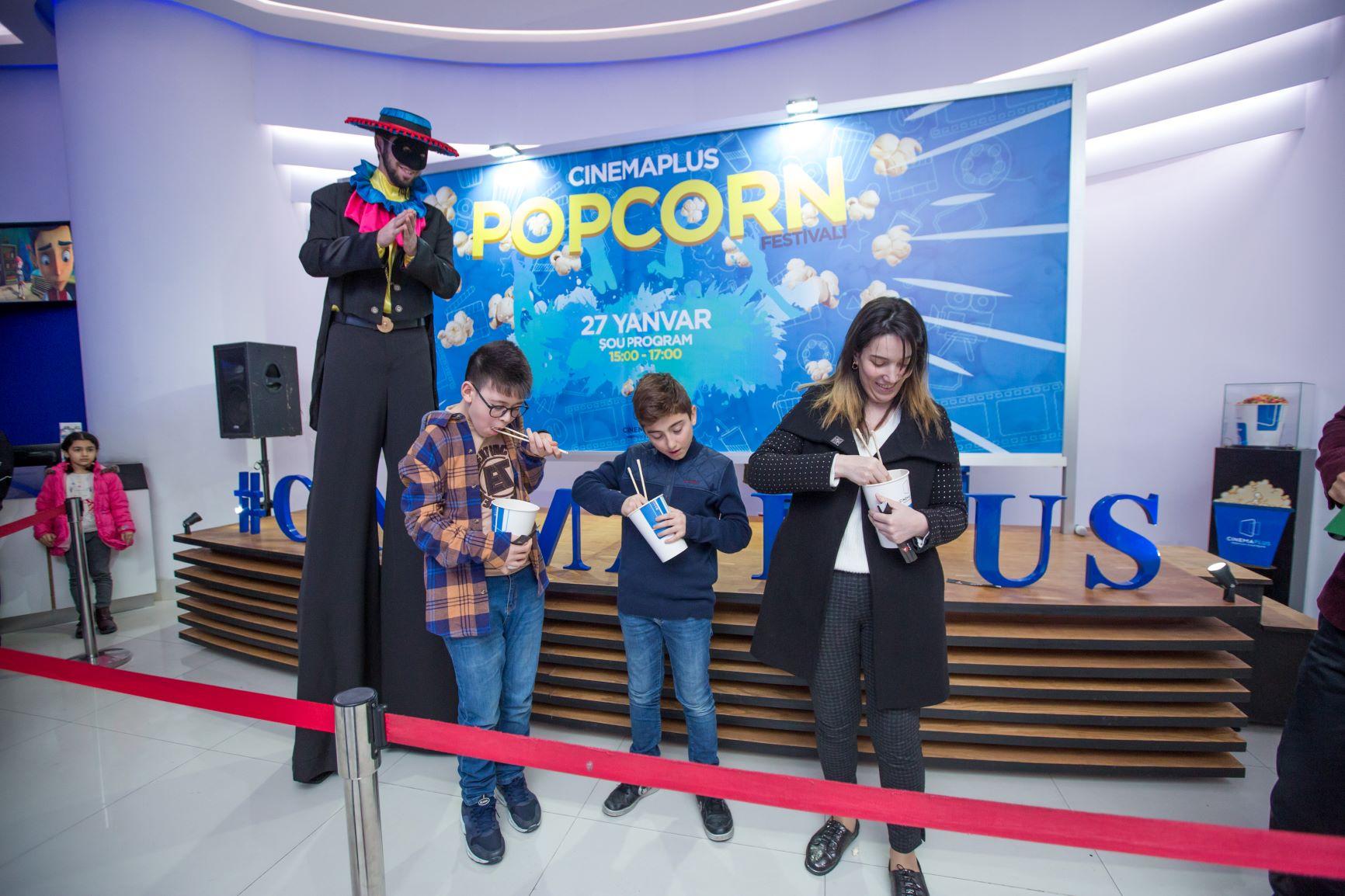 В Баку прошел оригинальный  Фестиваль попкорна (ВИДЕО, ФОТО)