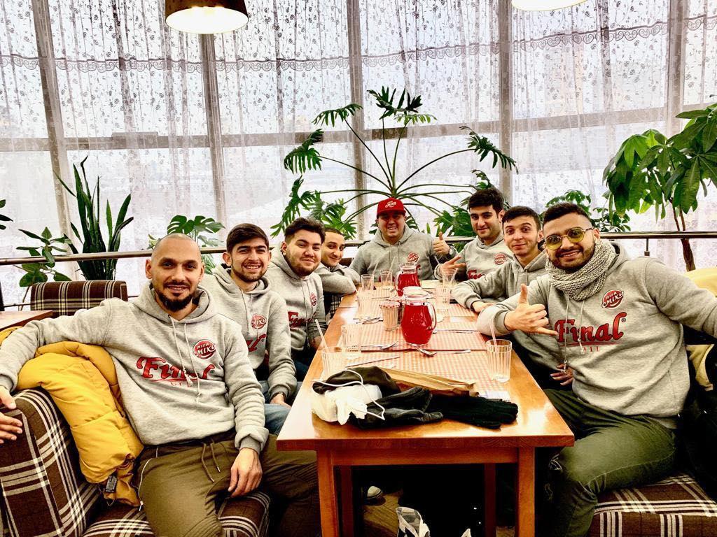 Одесса-мама и Баку-папа: Азербайджанский юмор покоряет "Лигу Смеха" (ФОТО)