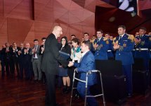 Президент Ильхам Алиев и Первая леди Мехрибан Алиева приняли участие в республиканском собрании, посвященном Дню азербайджанской молодежи (ФОТО)