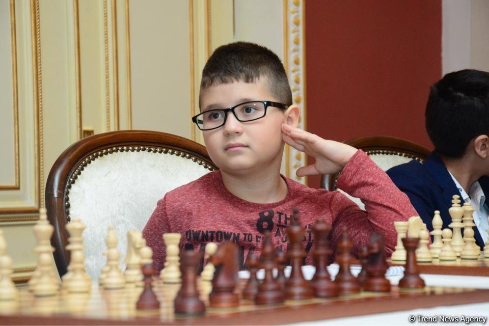 В Культурном центре СГБ Азербайджана проходит шахматный турнир "Молодежь будущего" (ФОТО)