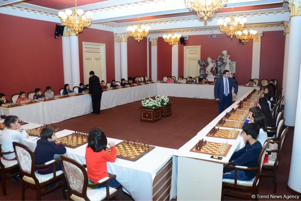 В Культурном центре СГБ Азербайджана проходит шахматный турнир "Молодежь будущего" (ФОТО)