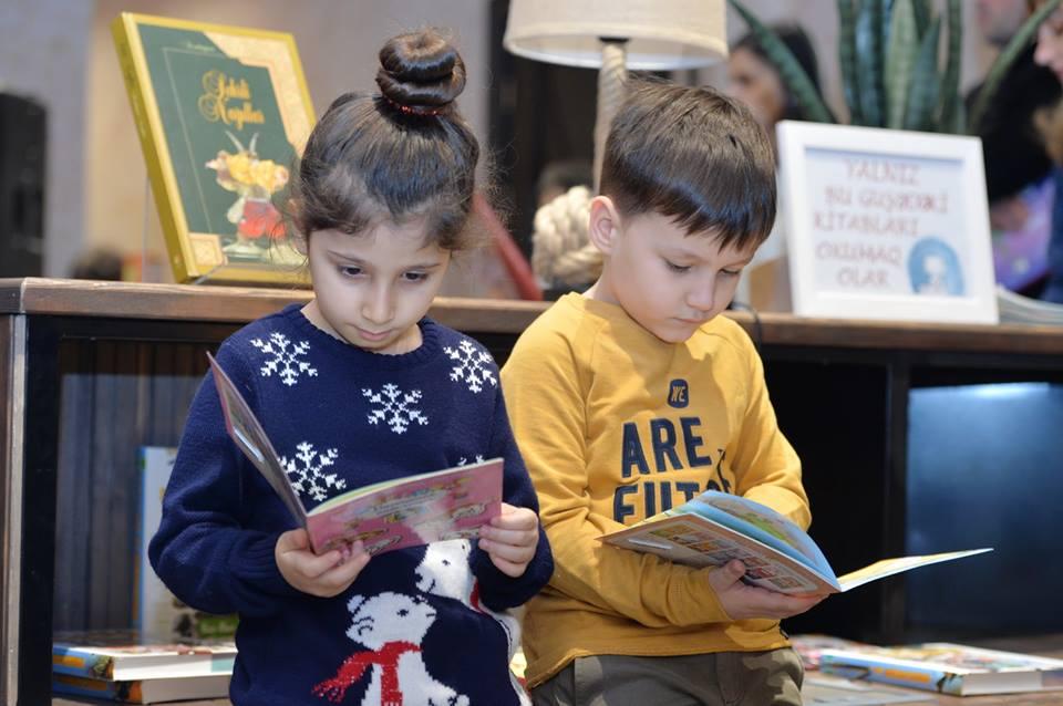 Эмин Мусеви стал добрым сказочником (ФОТО)