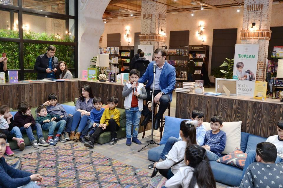 Эмин Мусеви стал добрым сказочником (ФОТО)