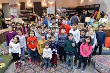 Эмин Мусеви стал добрым сказочником (ФОТО)