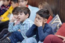 Эмин Мусеви стал добрым сказочником (ФОТО)