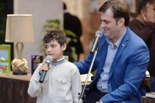 Эмин Мусеви стал добрым сказочником (ФОТО)