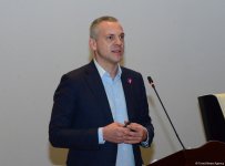 Азербайджан продлил контракт на проведение гонок "Формулы 1" (ФОТО)