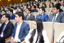 Вице-премьер Азербайджана об участии молодежи в муниципальных выборах (ФОТО)