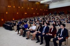 В Баку прошло мероприятие «Молодежь и семья: традиция и современный взгляд» (ФОТО)