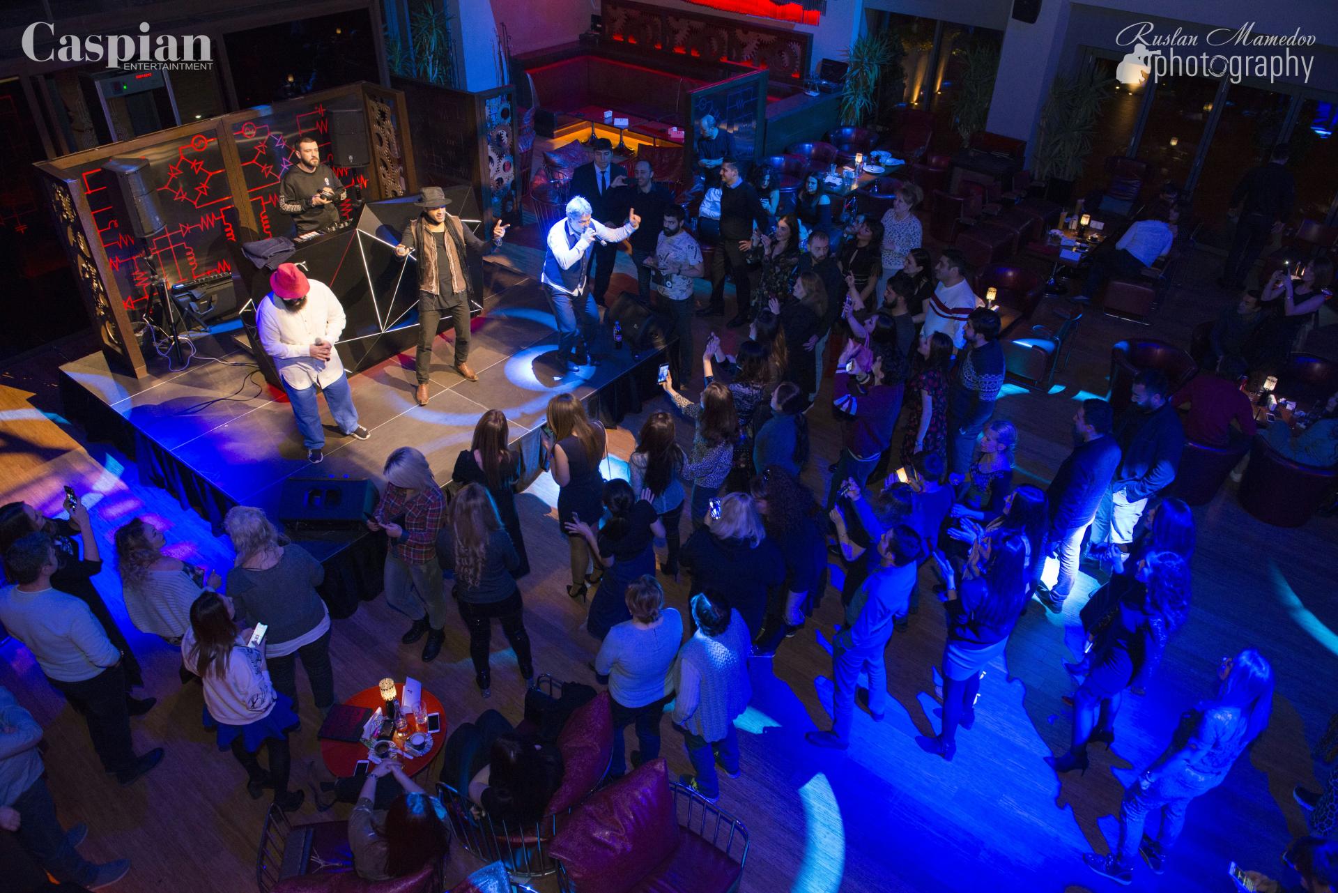 День стоматолога в Баку отметили зажигательной дискотекой и юбилеем "ПМ" (ФОТО)