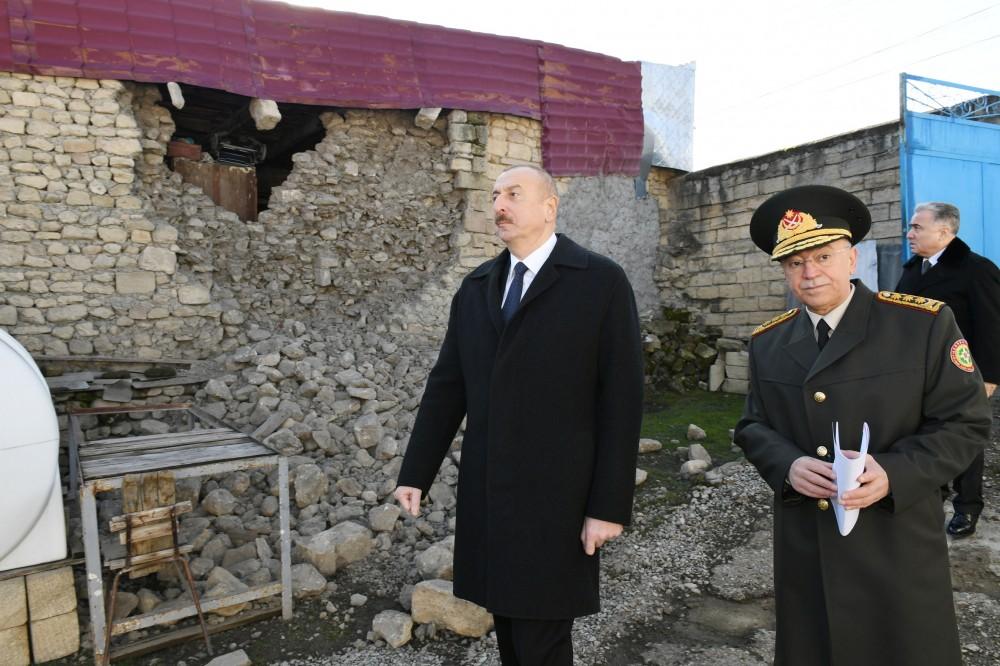 Президент Ильхам Алиев побывал в Шамахе, где произошло землетрясение (ФОТО)