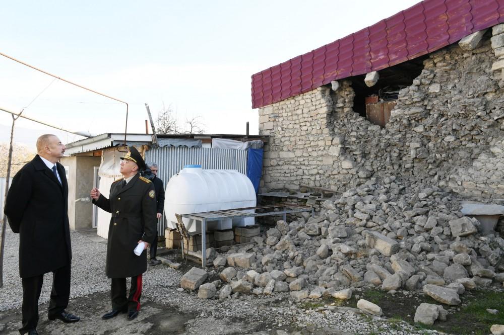 Президент Ильхам Алиев побывал в Шамахе, где произошло землетрясение (ФОТО)