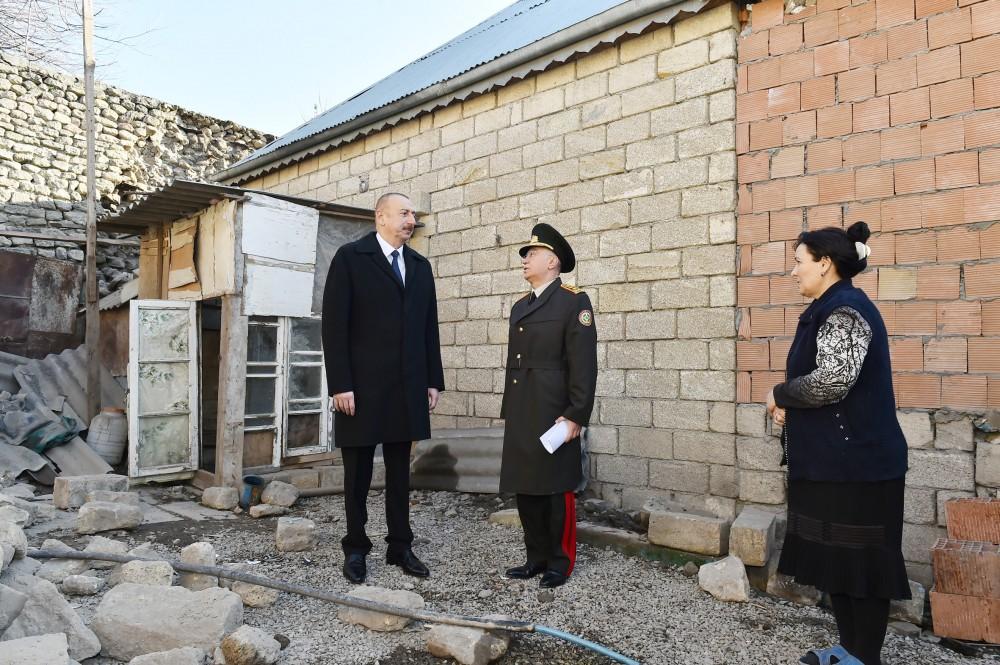 Президент Ильхам Алиев побывал в Шамахе, где произошло землетрясение (ФОТО)