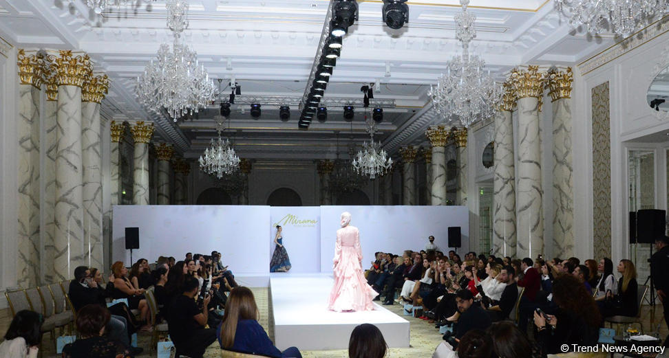 В Баку состоялась презентация бренда Mirana Atelier Alta Moda и красочное дефиле Back to Edem (ФОТО)