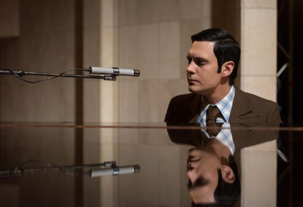 Кто исполняет песни легендарного певца в сериале "Магомаев"? (ВИДЕО, ФОТО)