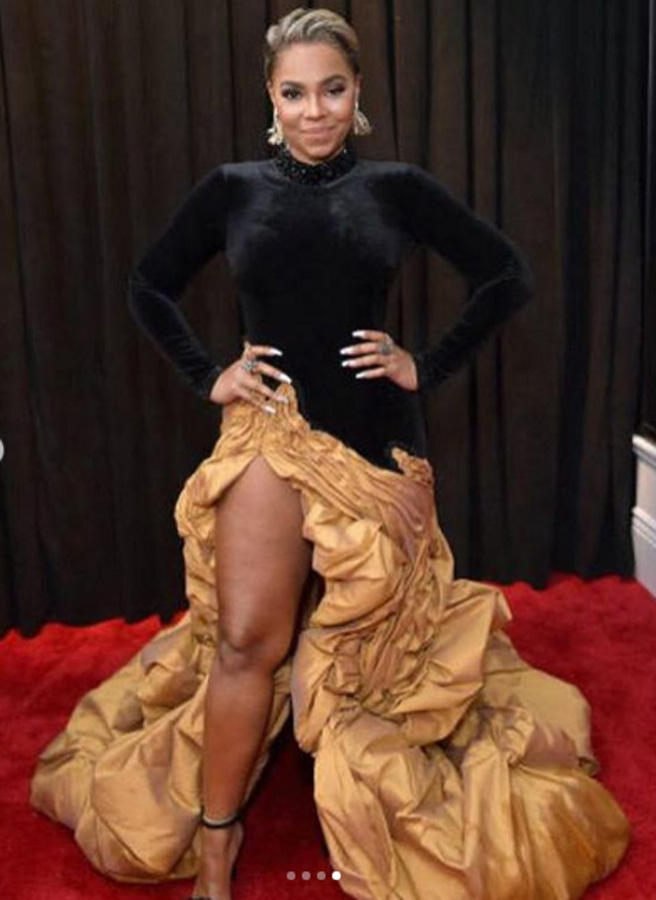 Ашанти в наряде от азербайджанского дизайнера на церемонии Grammy (ВИДЕО, ФОТО)