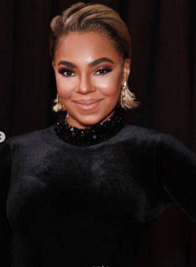 Ашанти в наряде от азербайджанского дизайнера на церемонии Grammy (ВИДЕО, ФОТО)