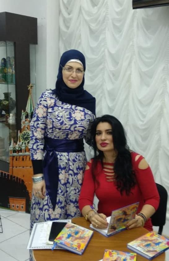 "Сделка с совестью" азербайджанской писательницы (ФОТО)