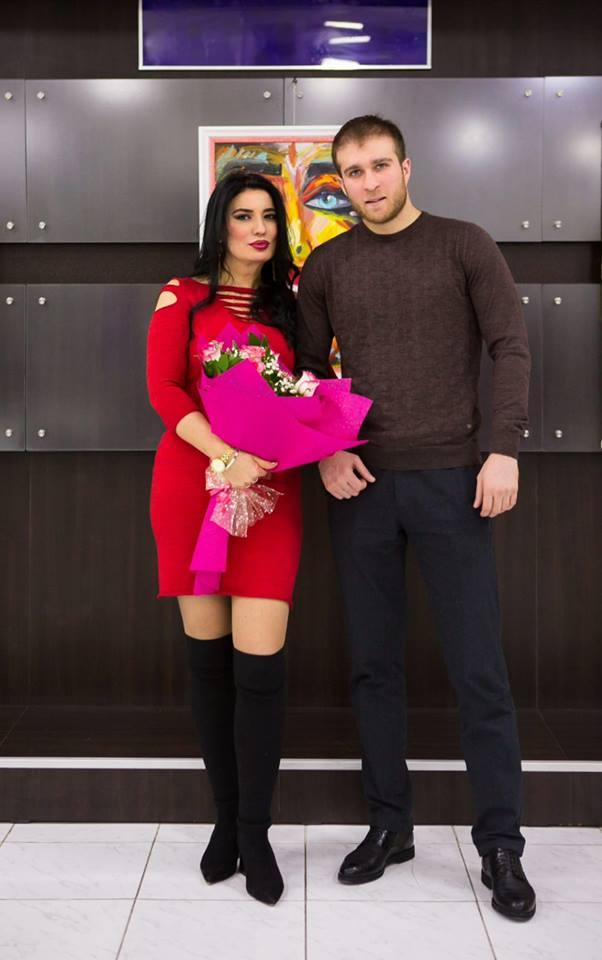 "Сделка с совестью" азербайджанской писательницы (ФОТО)