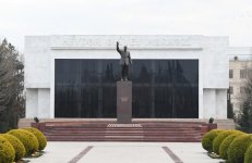 Президент Ильхам Алиев прибыл в Бейлаганский район (ФОТО)