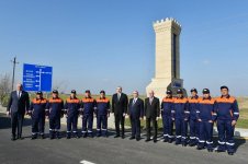 Президент Ильхам Алиев принял участие в открытии автодороги в Бейлаганском районе (ФОТО)