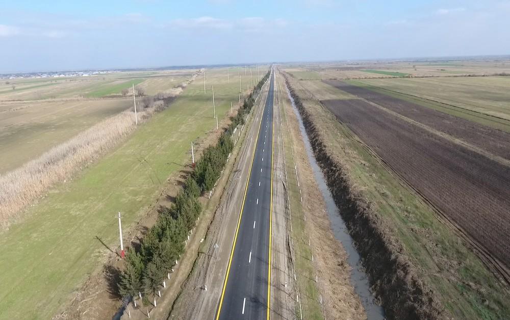 Президент Ильхам Алиев принял участие в открытии автодороги в Бейлаганском районе (ФОТО)