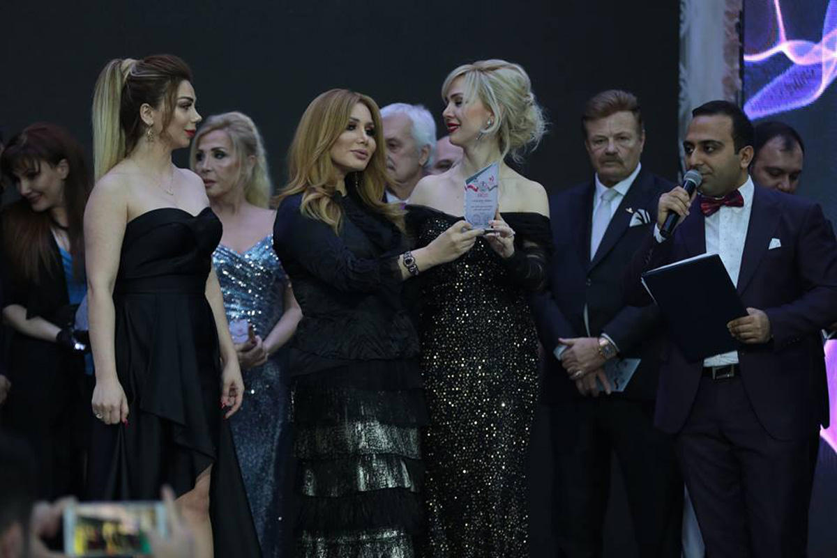 Турецкие звезды выбрали самых красивых и талантливых в Азербайджане (ФОТО)