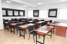 Верховный главнокомандующий ВС Азербайджана Ильхам Алиев ознакомился с условиями в новопостроенной N-й воинской части в Бейлагане (ФОТО)