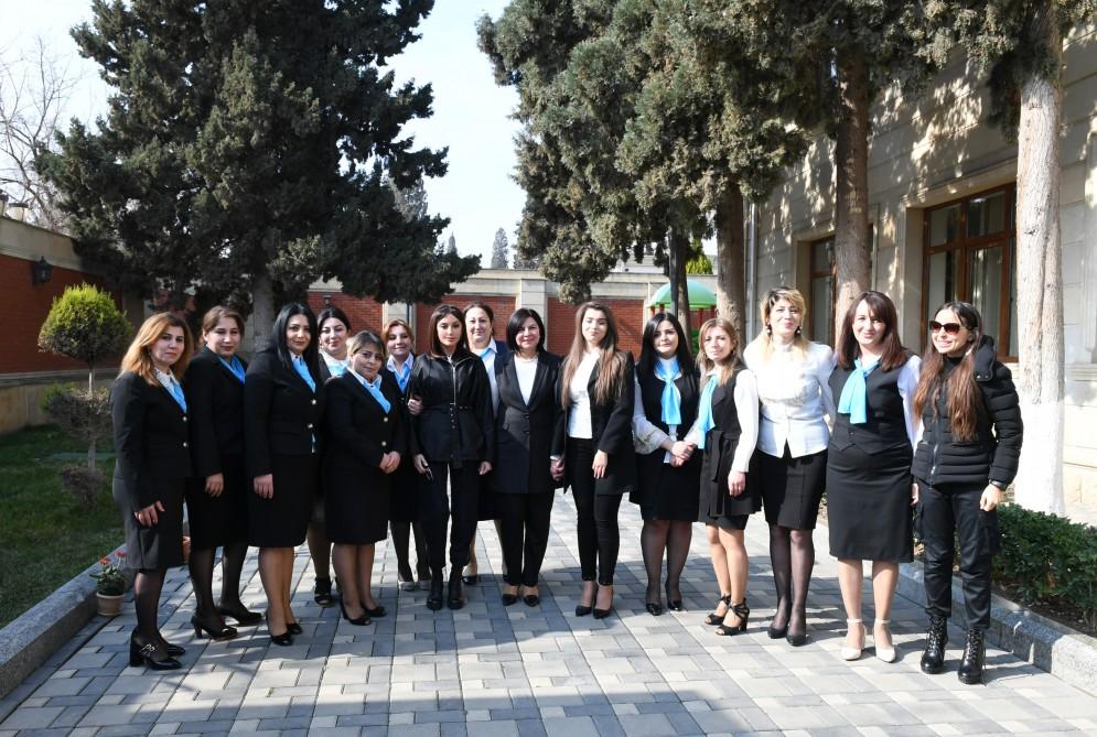 Первый вице-президент Мехрибан Алиева посетила детский дом в Гяндже (ФОТО)