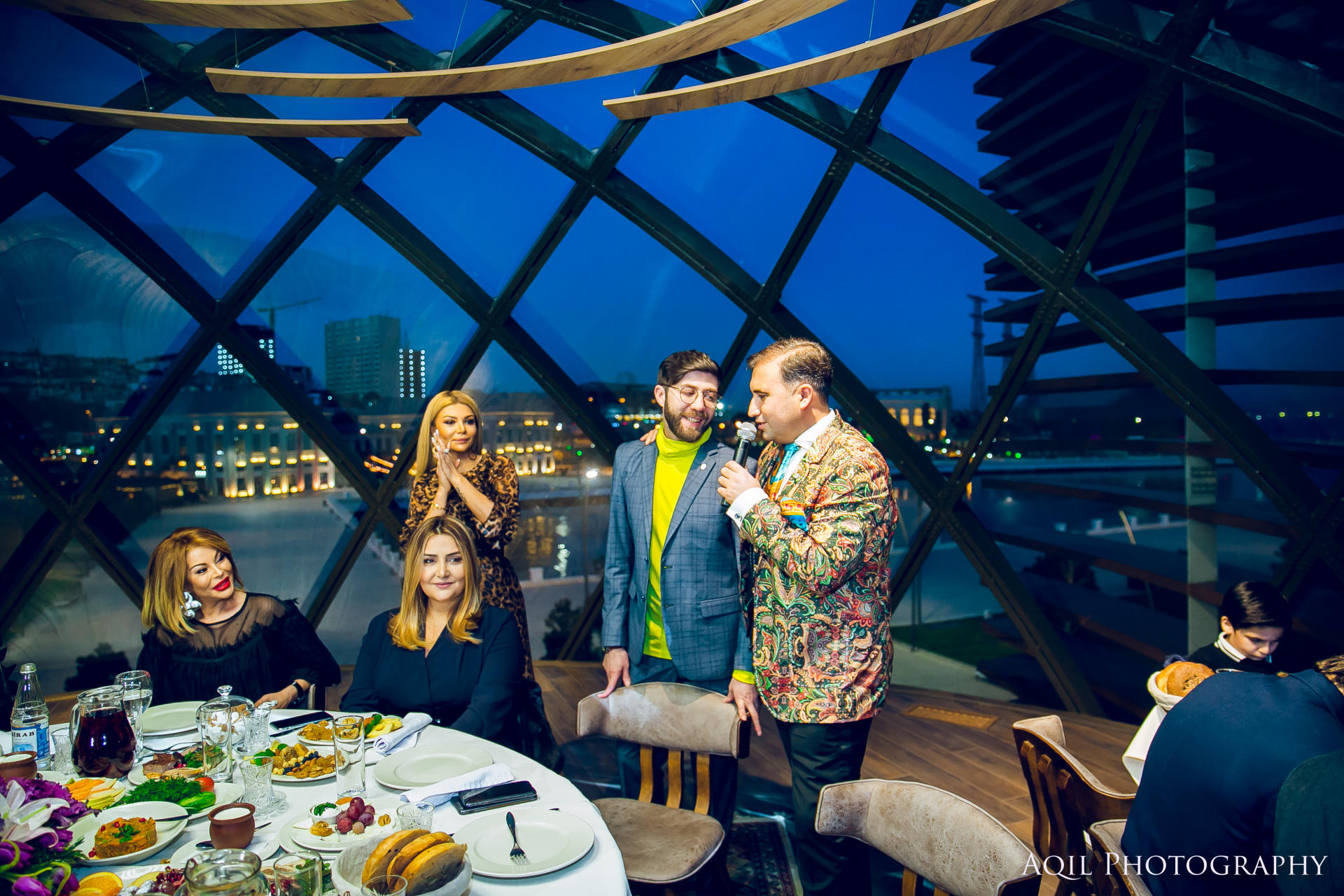 В Баку прошел звездный вечер участников "Евровидения". Любовь сводит с ума! (ВИДЕО, ФОТО)