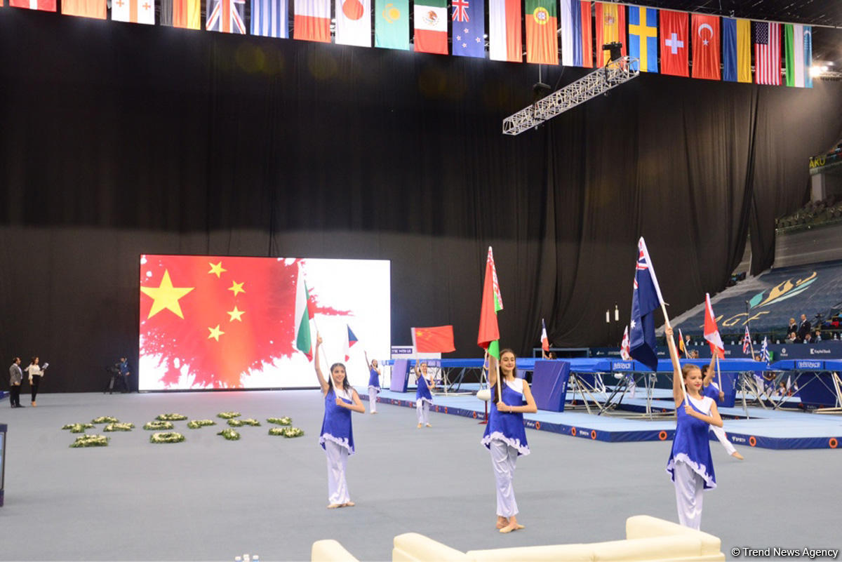 В Национальной арене гимнастики состоялась церемония открытия Кубка мира по прыжкам на батуте и тамблингу (ФОТО)