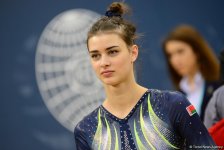 В Баку стартовал второй день соревнований Кубка мира по прыжкам на батуте и тамблингу (ФОТО)