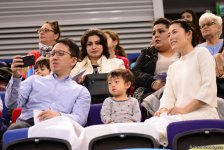 В Баку стартовал второй день соревнований Кубка мира по прыжкам на батуте и тамблингу (ФОТО)