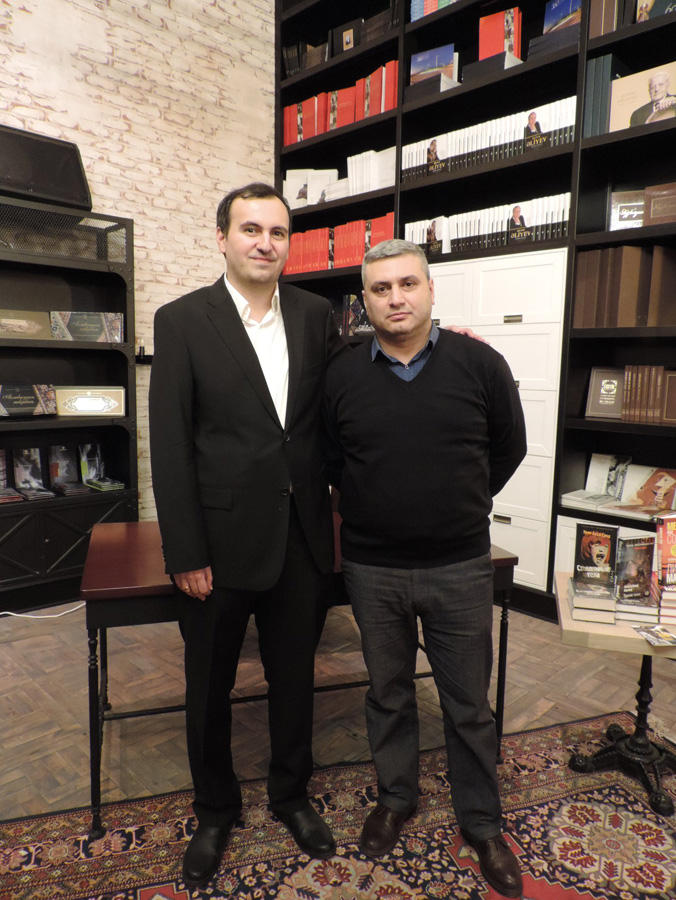 Шведский детектив в Баку - суперагенты и супермены (ФОТО)