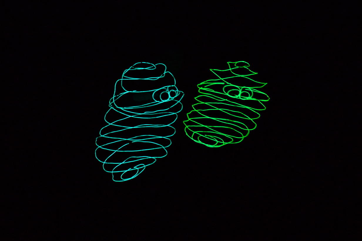 Калейдоскоп светового шоу в Баку - медузы, человечки, прикольные роботы (ФОТО)