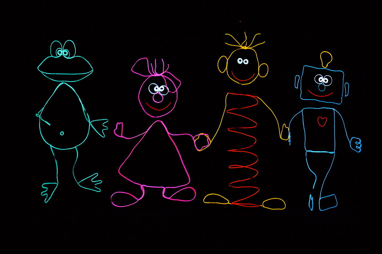 Калейдоскоп светового шоу в Баку - медузы, человечки, прикольные роботы (ФОТО)