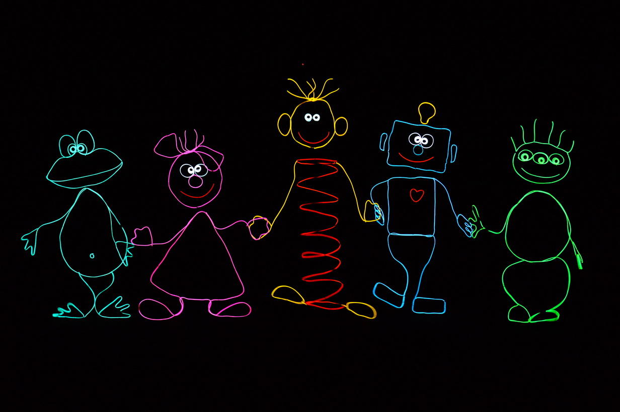 Калейдоскоп светового шоу в Баку - медузы, человечки, прикольные роботы (ФОТО)