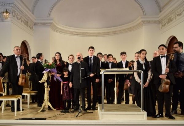 Как поддерживают молодые таланты Азербайджана (ФОТО)